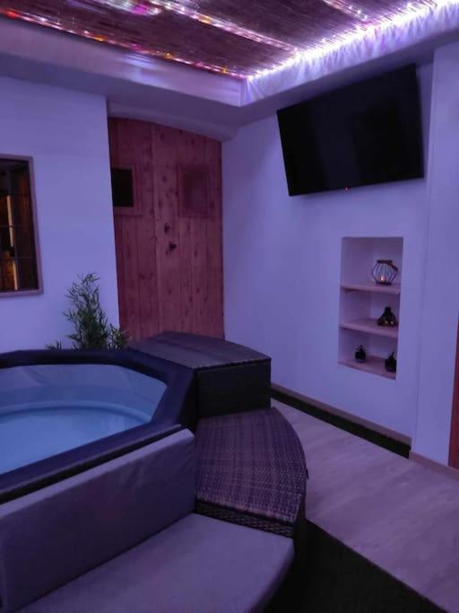 Nuit Romantique Avec Privatif Apartamento Meilhaud